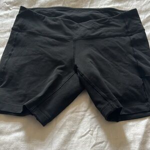 Lululemon wunder train biker shorts